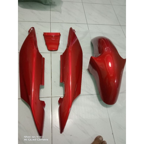 cover bodi body belakang kanan kiri Honda megapro new / Primus plus selebor depan ninja merah maroon