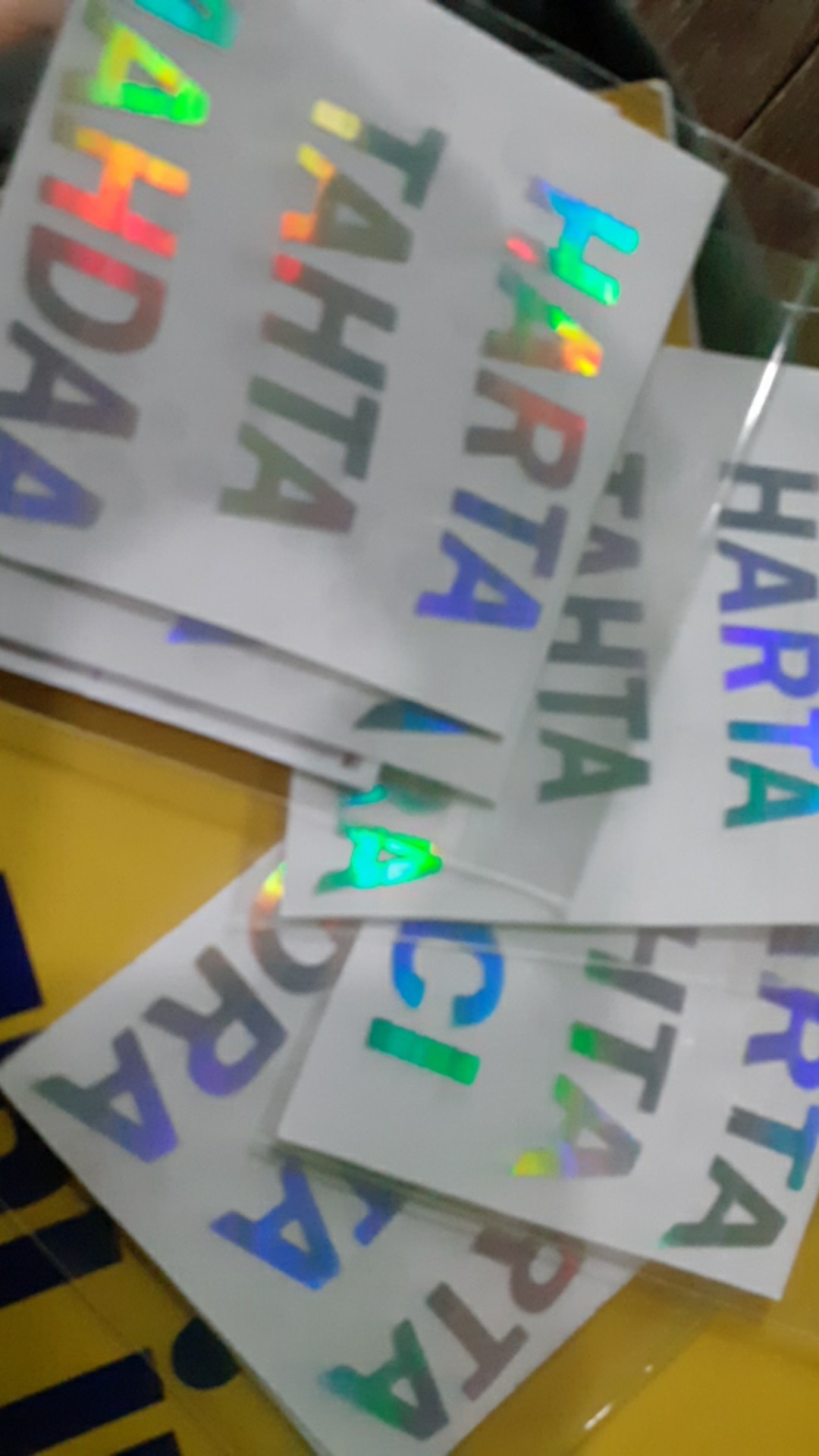 Stiker Cutting Harta Tahta Hologram