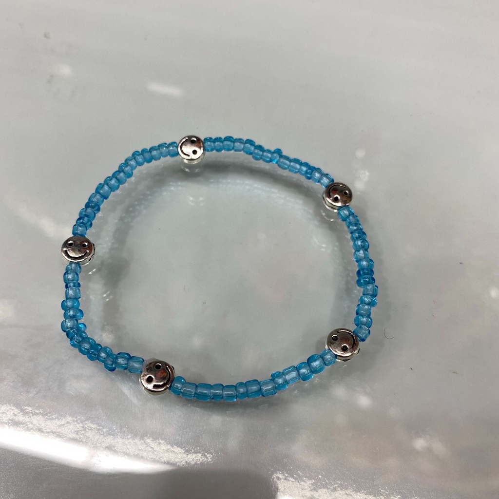 Gelang Tangan Manik-Manik Motif Smiley Face Warna Permen Beige Ala Korea / Retro Untuk Wanita-Blue Bracelet