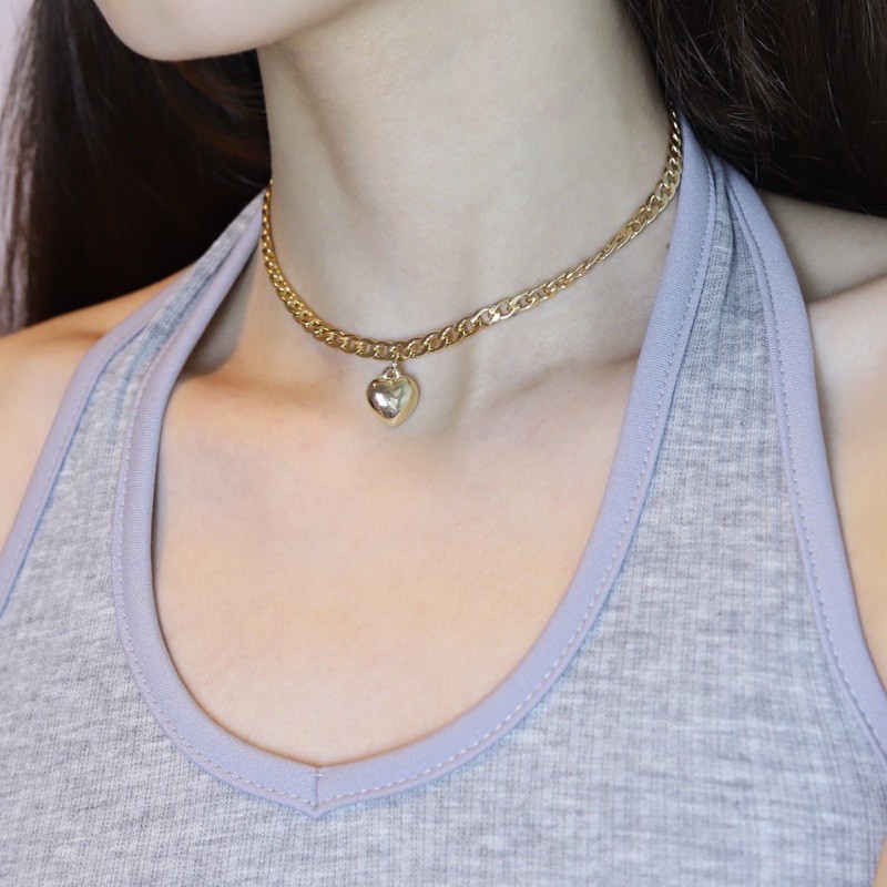 Heart gold choker