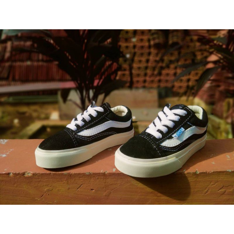 Sepatu Anak VANS OUDSCUL Tali Hitam Putih Casual Dan Berkualitas