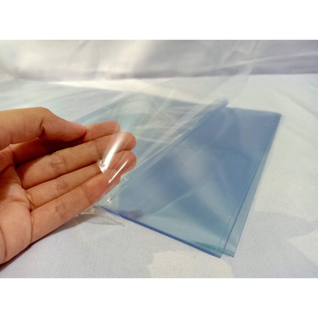 

klm Cover Jilid Plastik Mika A4 (Pak Isi 100 Lembar)