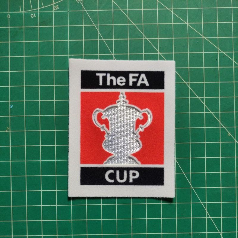 Patch Badge FA CUP 2003 2004 2005 Velt ( Sepasang )
