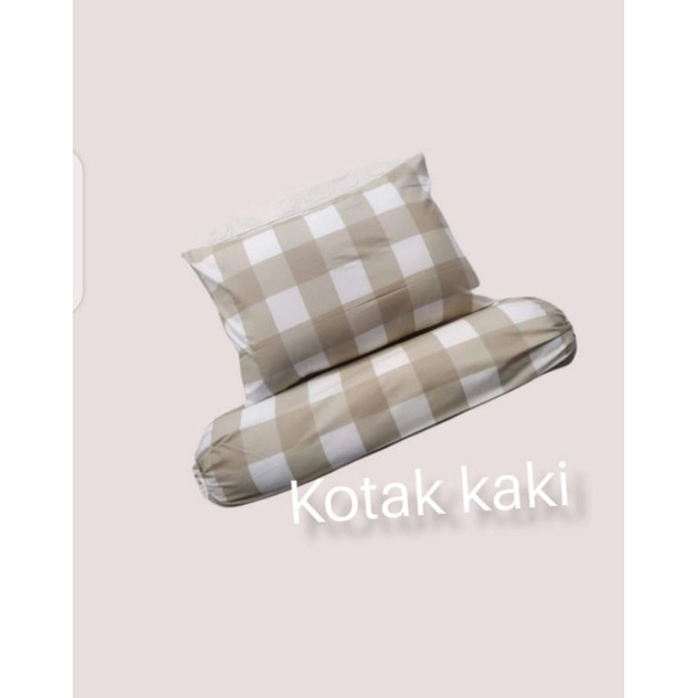 SARUNG BANTAL KOTAK /SARUNG GULING KOTAK  EMILY