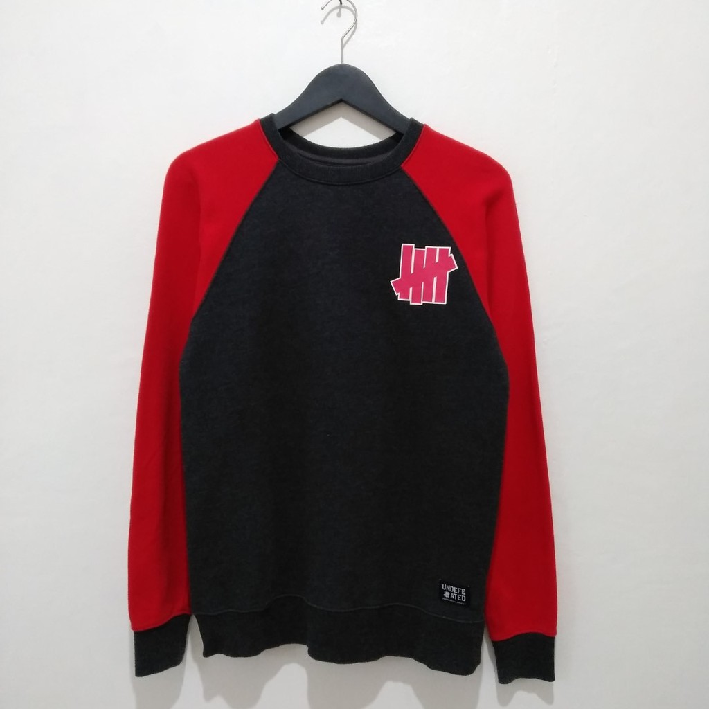 JAKET CREWNECK UNDEFEATED SWEATER ORIGINAL kode Y 124