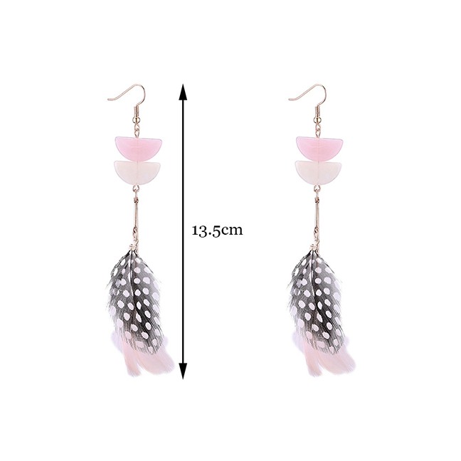 LRC Anting Gantung Fashion Moon Bay Tassel Feather Earrings Y6130X