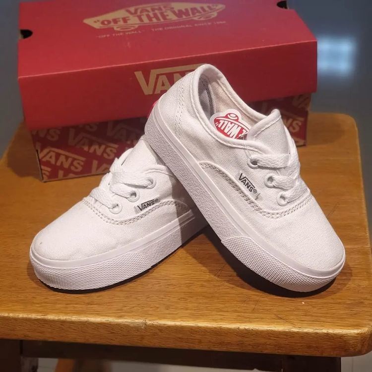 Sepatu VANS AUTHENTIC Anak Pria Wanita Putih Polos  Size 21-35 (+box)
