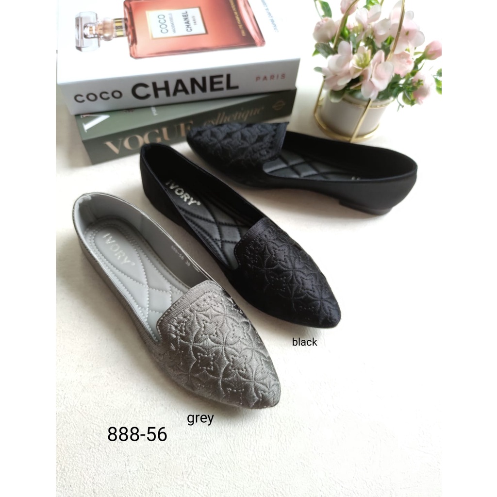 IVORY Sepatu Wanita Flatshoes Satin Lucu 999-56