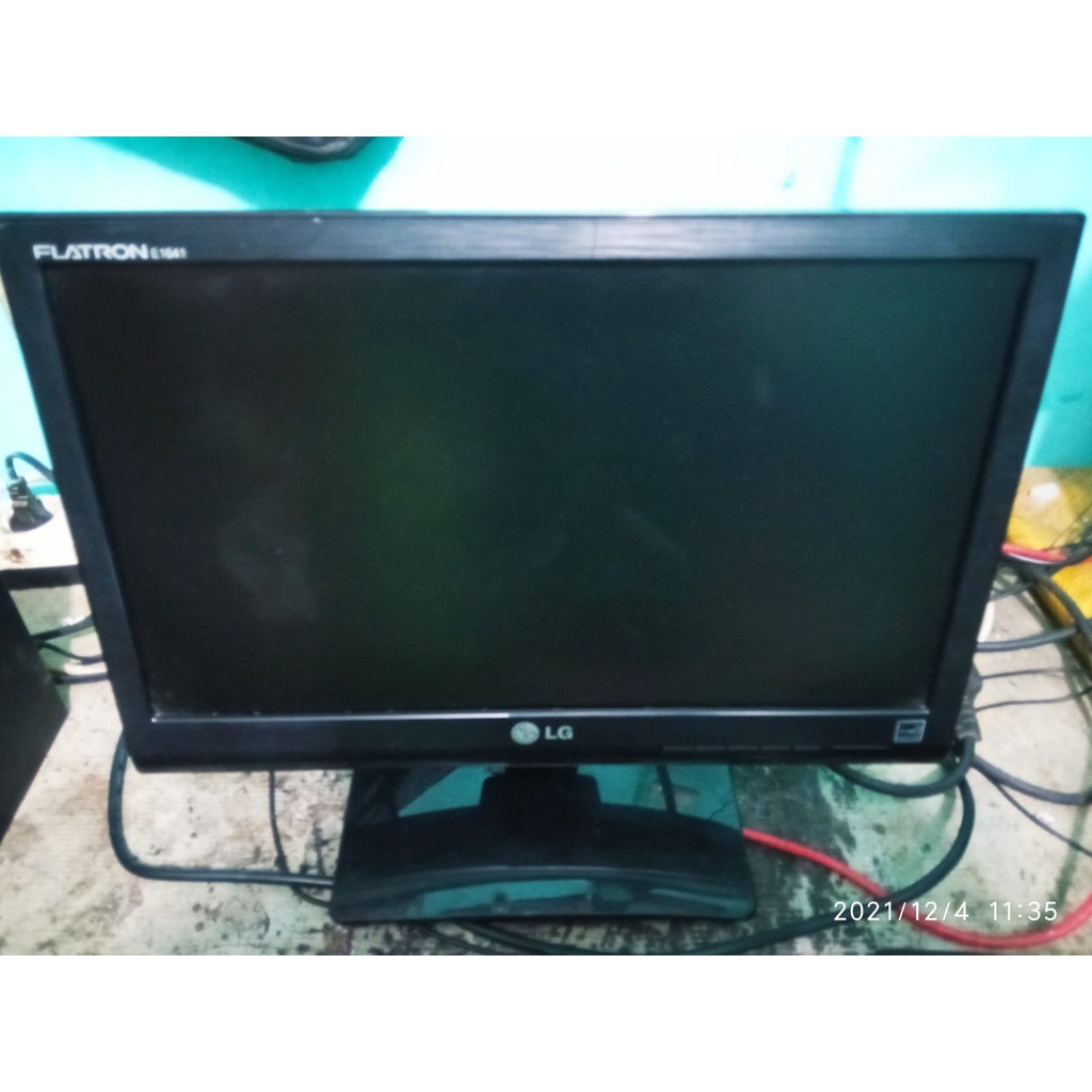 LCD Monitor 16 Inchi Merel LG FLATRON E1641