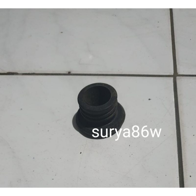 tutup oli mesin NISSAN DIESEL CKA87