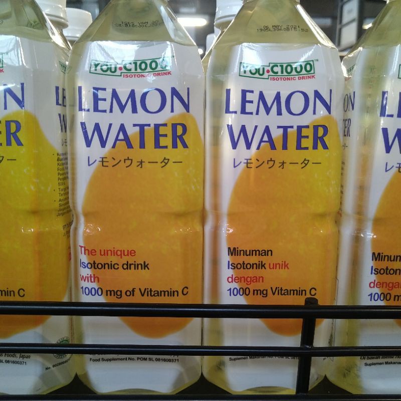 

YOU C 1000 LEMON WATER 500ML BOTOL PLASTIK