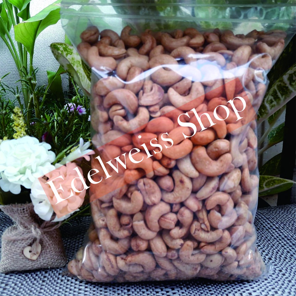 

Kacang Mede Super 1 KG