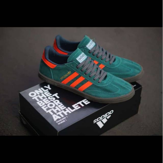 SEPATU SNEAKERS SEPATU SPORT SEPATU CASUAL SEPATU ADIDAS SEPEZIAL SAMBA GAZELLE ROOM