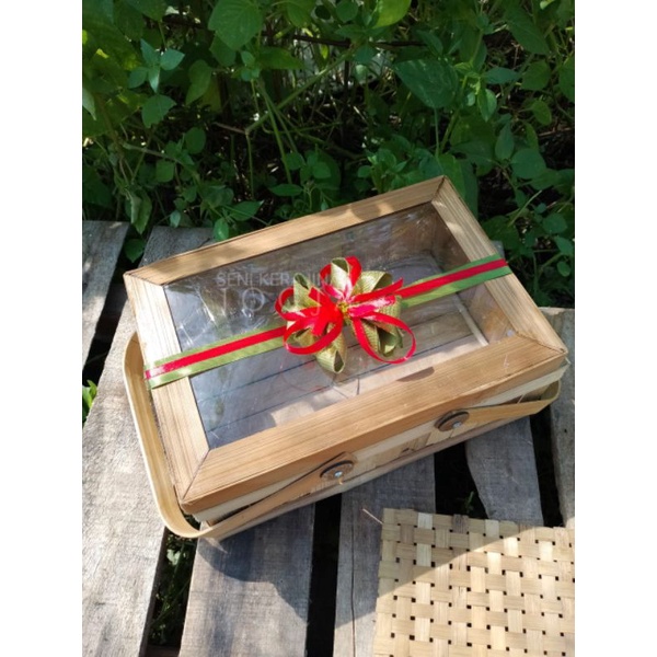 Keranjang Bambu 30x20 Tutup Mika Pita/Hadiah/Seserahan/Kado/Makanan/Wafer/Lebaran/Wadah/Hampers/Pest