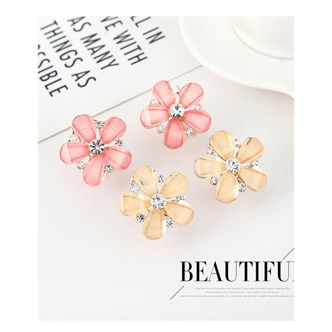 LRC Anting Tusuk Fashion Light Yellow Flower Studded Earrings Y63747