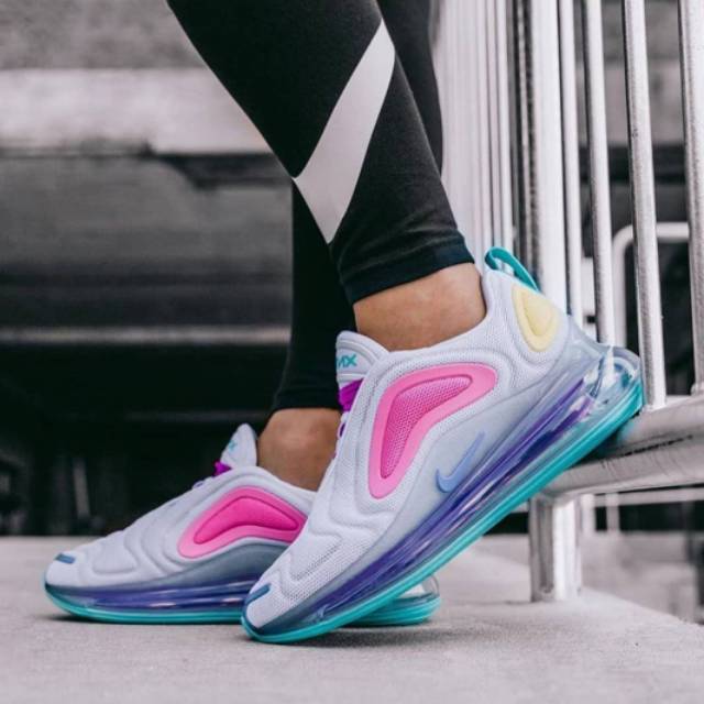 air max 720 pastel