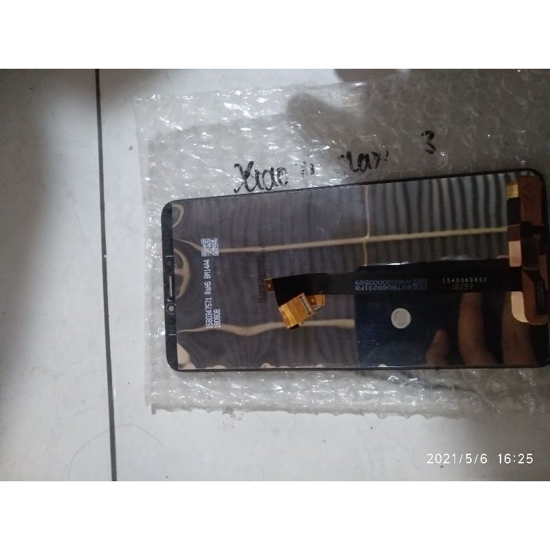 lcd mi max 3 bekas