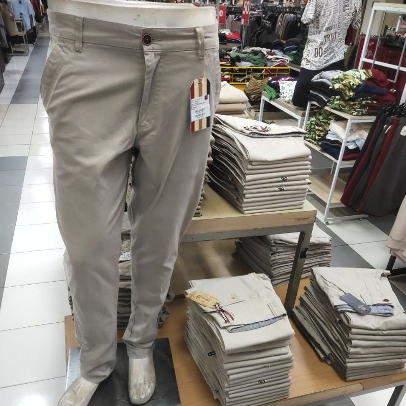 CELANA PANJANG PRIA CHINOS MERK EMBA CLASSIC