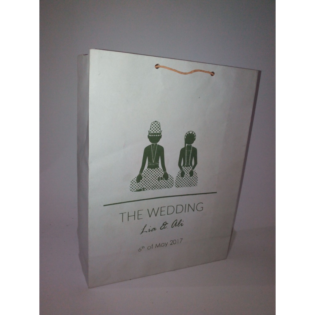 

Paperbag kraft putih ukuran custom 3