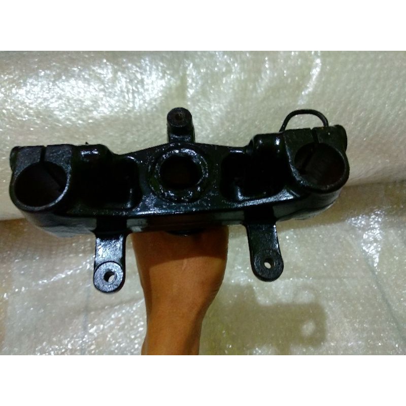 SEGITIGA SHOCKBREAKER DEPAN VARIO 125 -150  2014-2017 VARIO TECHNO 110 VARIO LAMA