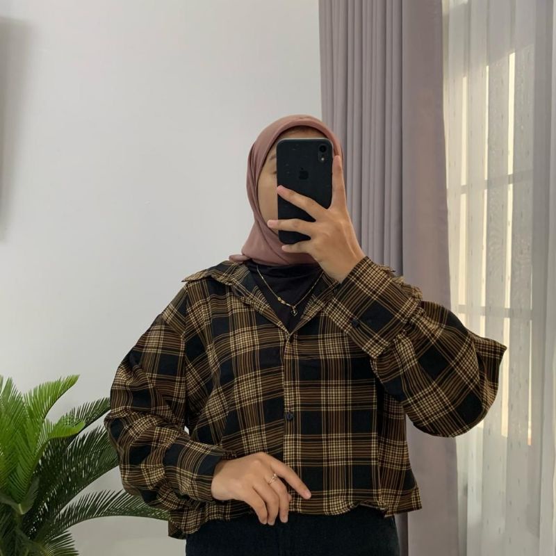 KEMEJA CROP KOTAK KOTAK OVERSIZE KEMEJA WANITA MOTIF TARTAN OVERSIZE KEMEJA CROP TARTAN LENGAN BALON