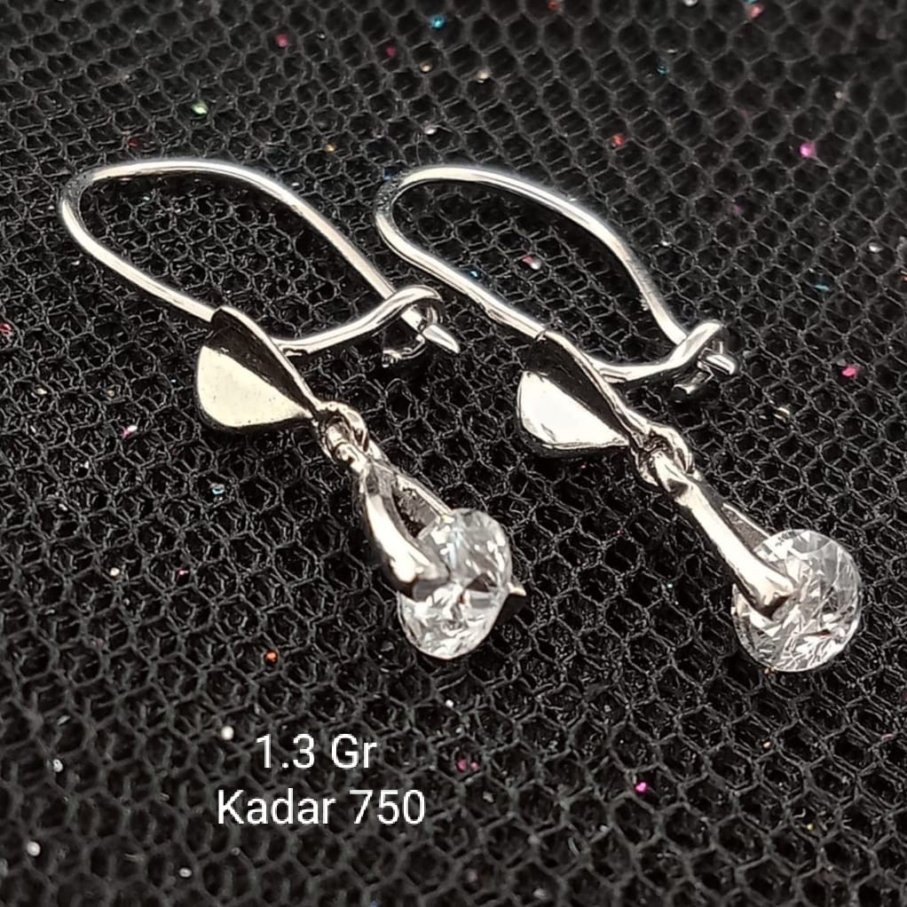 Anting Emas 17 K - 1.3 Gr Kadar 750 - 1967