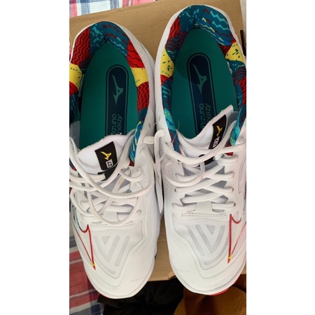 SECOND SEPATU VOLLY MIZUNO WAVE LIGHTING Z7 mid ORIGINAL TERBARU