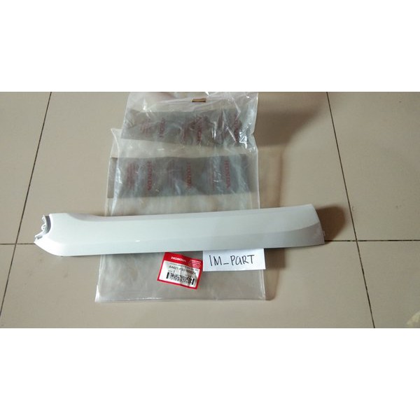 AHM ORI Cover Lantai Dek Bawah Kanan Scoopy Fi eSP LED Ring 12 Putih Tulang 64421-K93-N00ZH