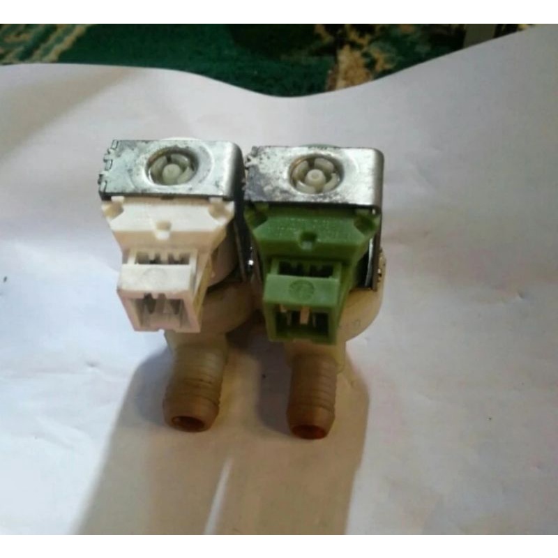 inlet Valve atau water inlet mesin cuci Lux atau Electrolux original ewf1090 ew860f ew1090f ew878f e