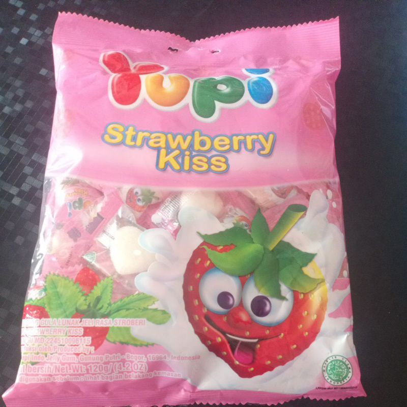 

Yupi Strawberry Kiss