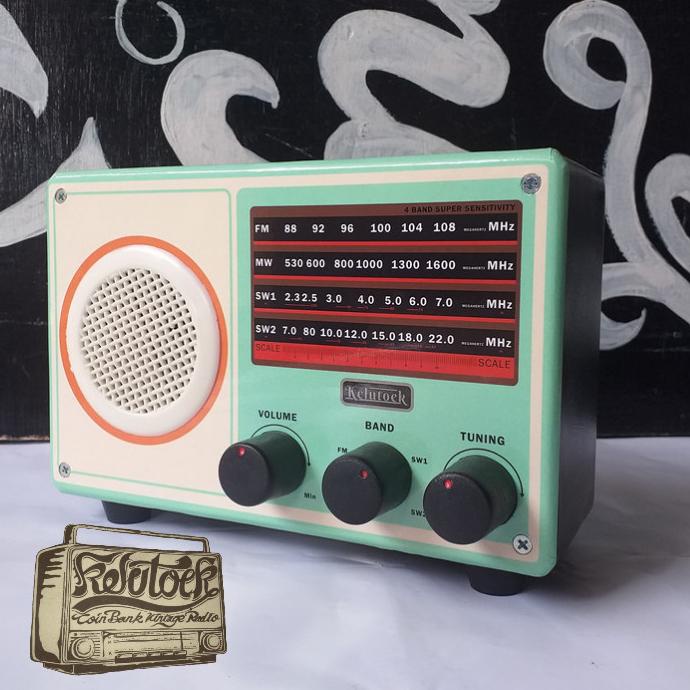 celengan radio/unik/jadul/retro/vintage