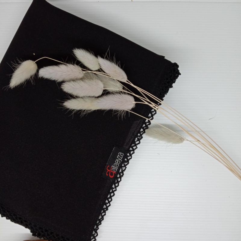 PASHMINA CROCHET EMBRIODERY / PICOT DIAMOND STRETCH-Hitam