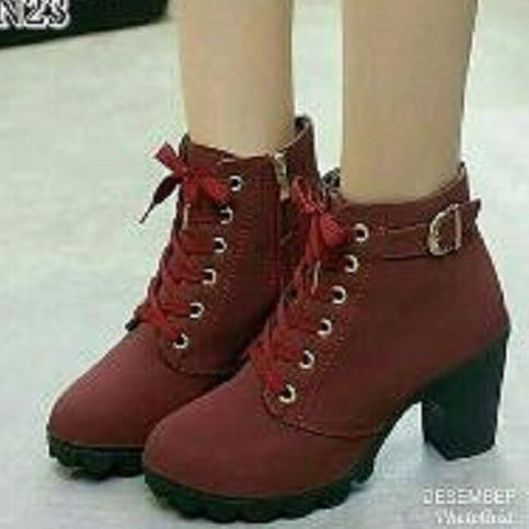 Zora Sepatu Wanita Boots Ziver [BHD. 117204]