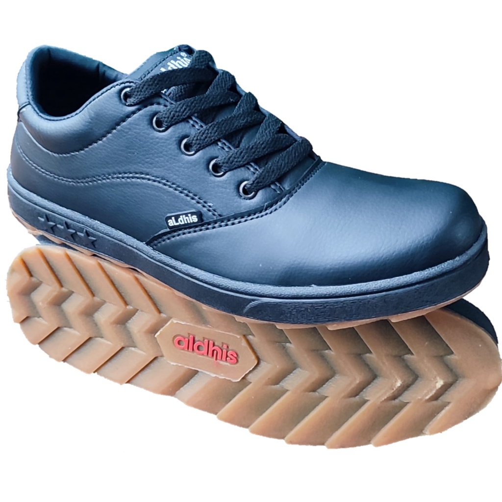 Sepatu Sneakers Pria Aldhis Hitam Polos Buat Sekolah Trekking dan Hiking Sneaker Casual Cowok Dewasa Keren Terbaru