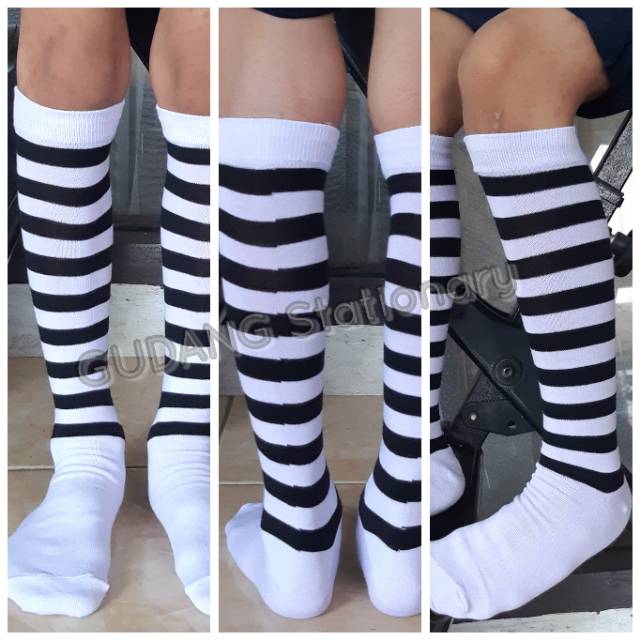 Kaos Kaki Hi Sock Fashion Salur Hitam Putih