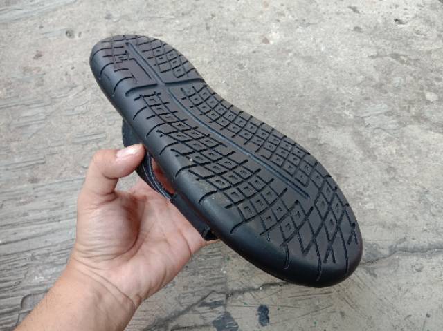 SANDAL PRIA KICKERS KULIT / SANDAL SELOP COWOK RINGAN / SENDAL SLIDE SLOP KULIT / SANDAL LEBARAN FORMAL KASUAL PROMO / SANDAL DISTRO TERBARU