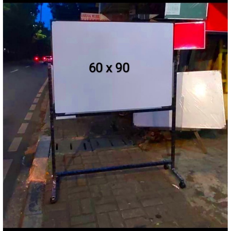 

Whiteboard 60 x 90 + kakinya standing