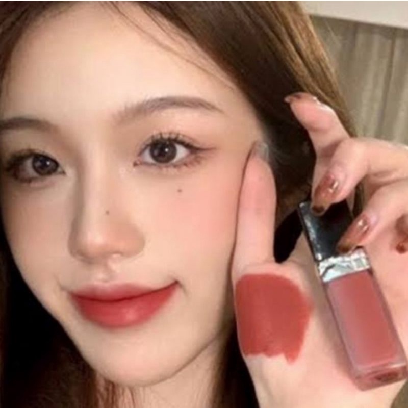 Dior rouge Forever/ultra rouge liquid matte lipstick