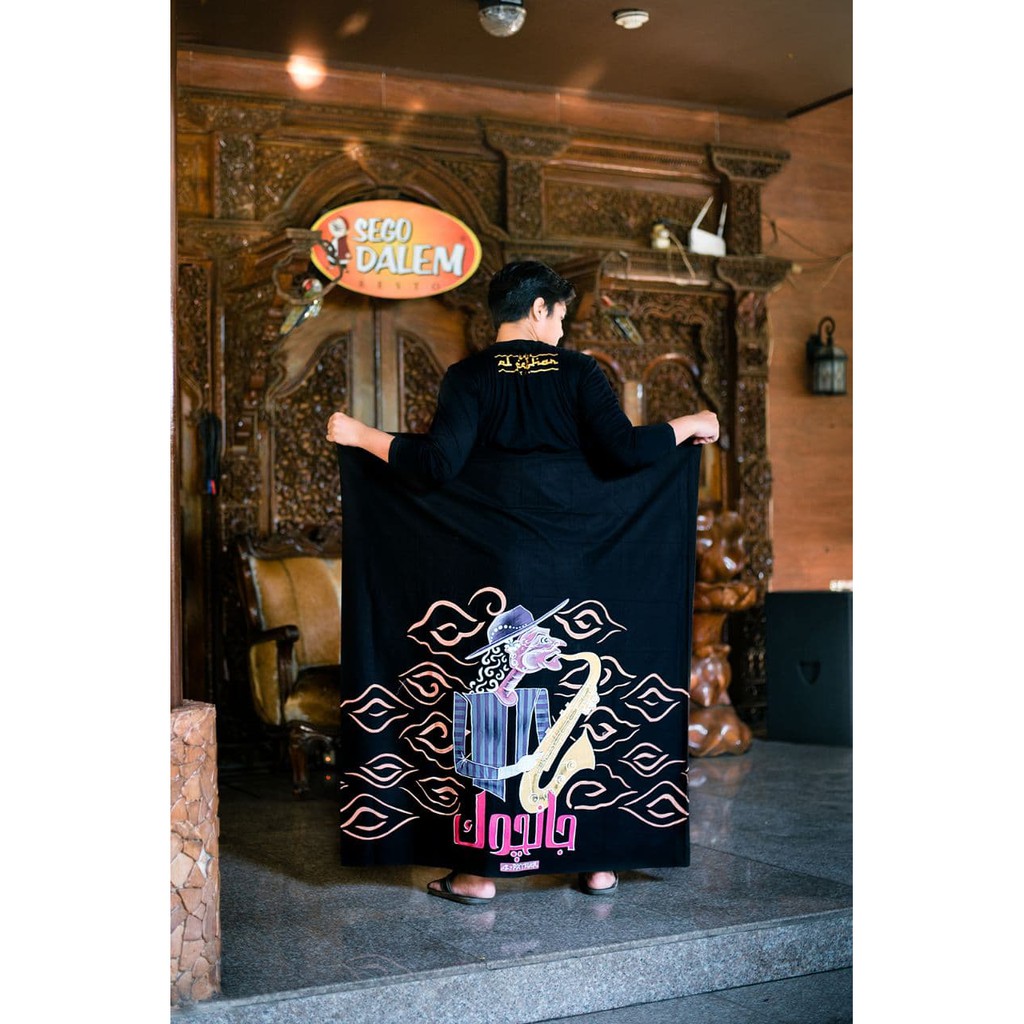 sarung sarung lukis bawahan batik fashion muslim pria sarung batik nu sarung batik nusantara Wayang