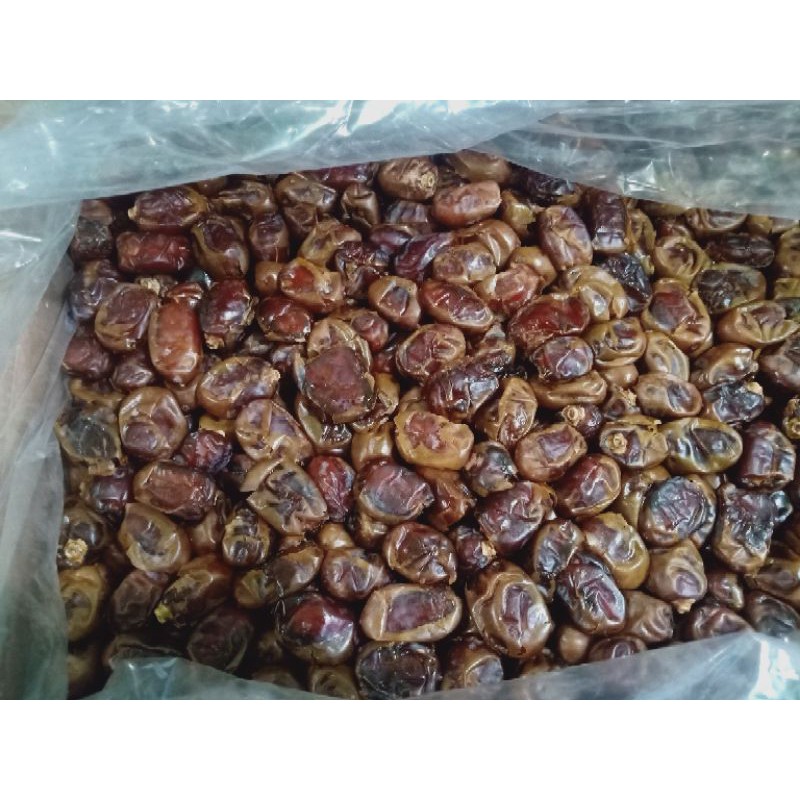 

Kurma khalas saad 1 kg