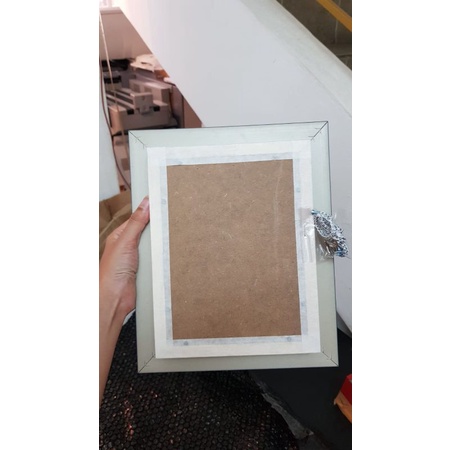 Bingkai untuk Medali