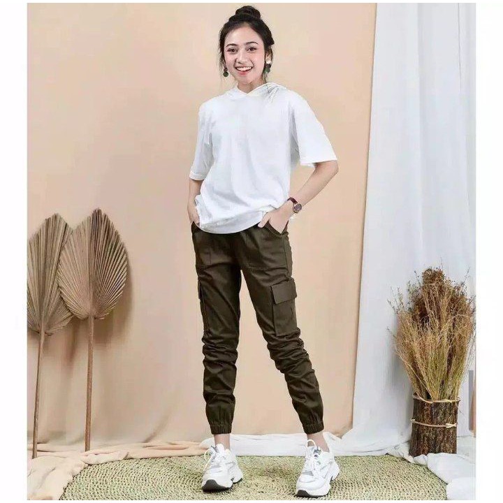 Nayanika Celana Cargo Wanita Pinggang Karet