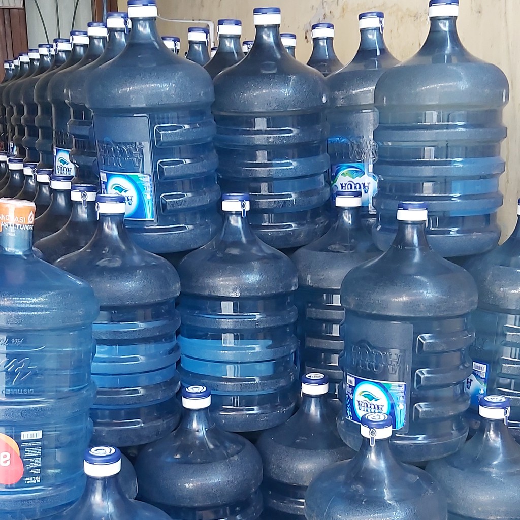 Jual Aqua Galon 19 L Liter Galon Dan Isinya Bandung Shopee Indonesia 9482