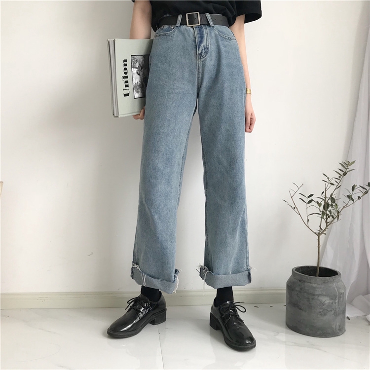 Celana Panjang Model Longgar Lebar Lurus High Waist Gaya Celana Panjang Model Longgar Lebar Lurus High Waist Gaya