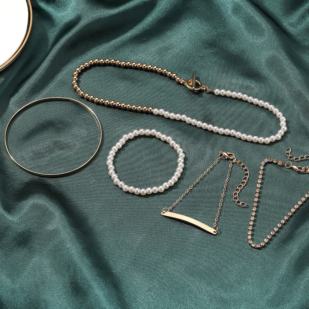 Gelang Manik-manik 5 Potong Yang Dipersonalisasi Gelang Mutiara Multilayer Gaya Punk Aksesoris Geometris Logam Fashion