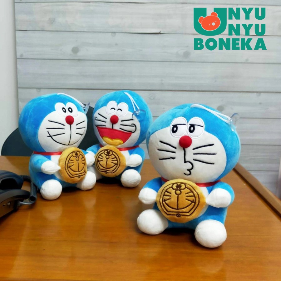 Boneka Doraemon Kue Size 7&quot;/20cm/Bonekalucu/nobita/sasuka/karakter