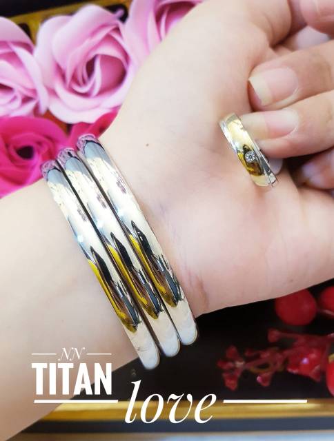 Titanium set perhiasan 2520f