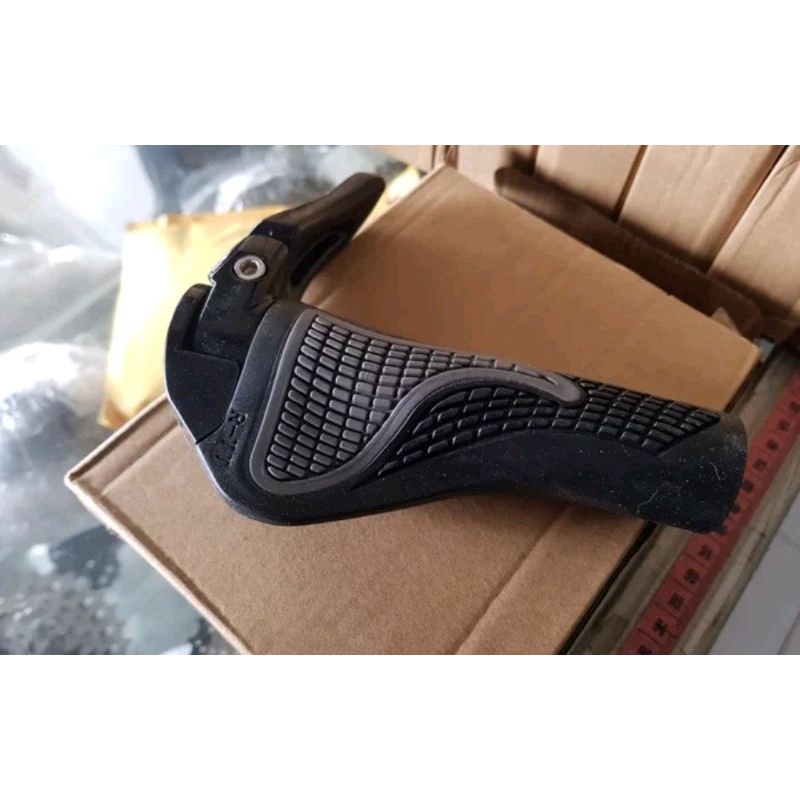 handgrip hand grip  tanduk bar end pegangan karet stang handlebar Sepeda MTB Lipat Folding Bike City Bike federal Touring