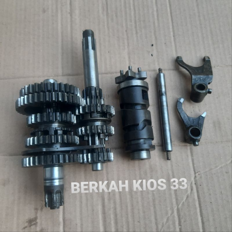 GIGI GEAR RASIO GEARBOX GEAR BOX CAPIT UDANG CAKARAN NEW JUPITER Z BURHAN BURUNG HANTU KODE 5TP 5 TP