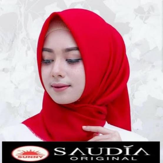 WAJIB PUNYA JILBAB SAUDIA RAWIS SEGI EMPAT MURAH /HIJAB SAUDIA RAWIS / KERUDUNG SAUDIA RAWIS TERBARU-Merah Cabe